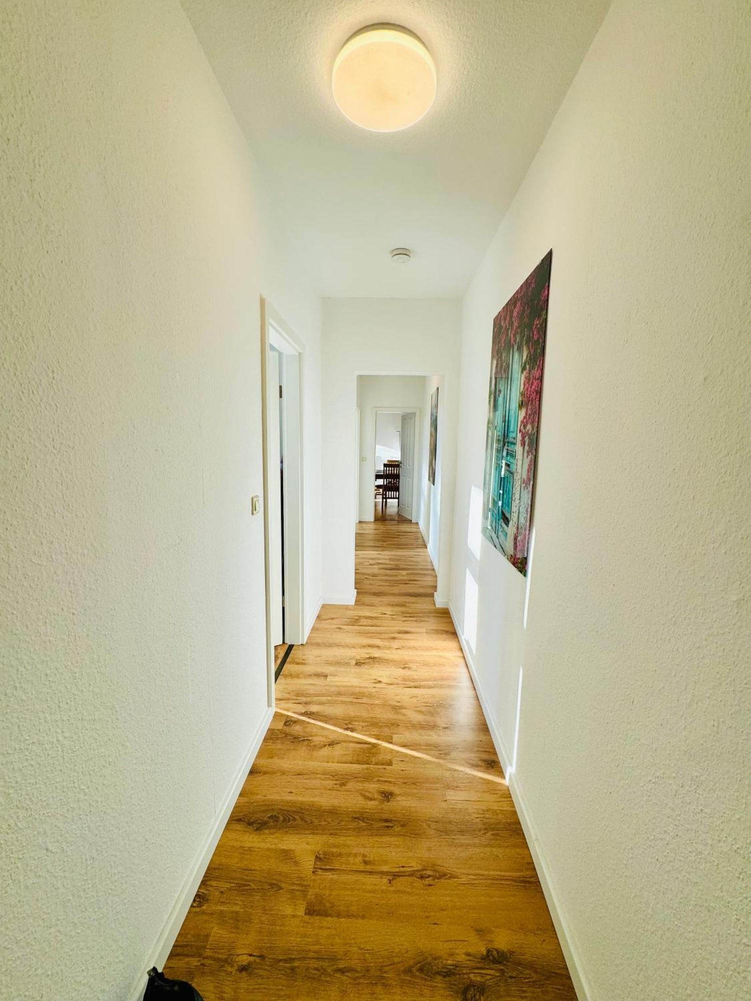 Schicke Wohnung Im Gruenen Hinterhof Schwerin  Buitenkant foto